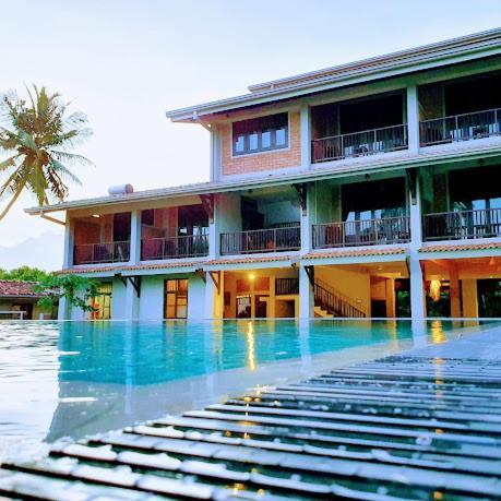 Serein Beach Hotel Tangalle Buitenkant foto