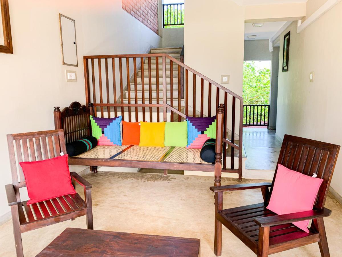 Serein Beach Hotel Tangalle Buitenkant foto