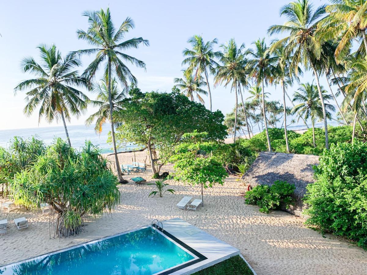Serein Beach Hotel Tangalle Buitenkant foto