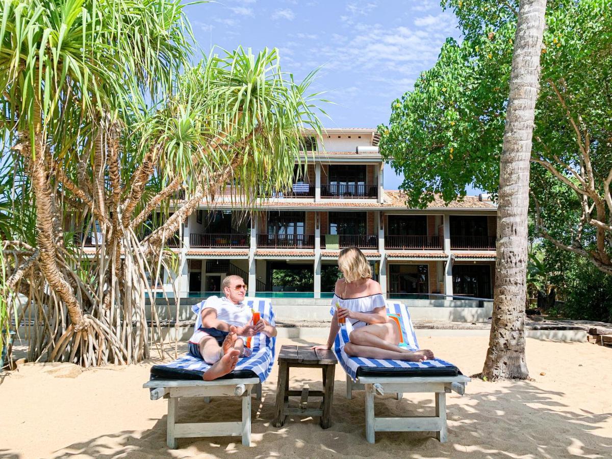 Serein Beach Hotel Tangalle Buitenkant foto